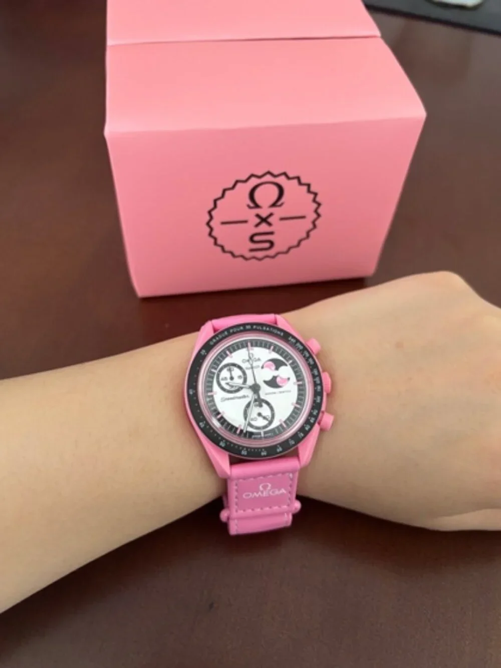 🍀 OMEGA🍀  pink battery watch